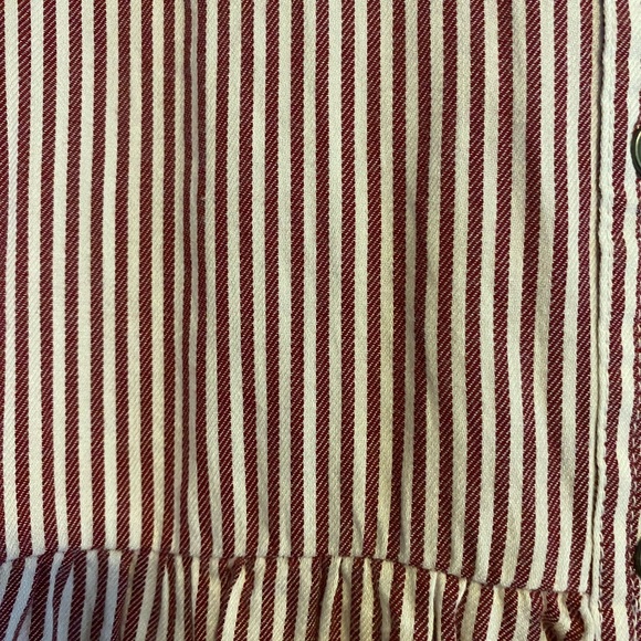 True Craft 2x babydoll style striped collar top. - Picture 3 of 5